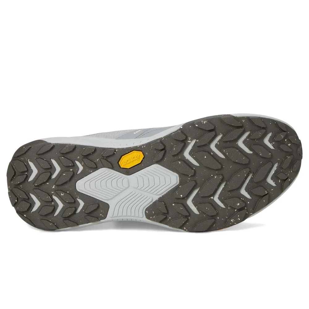 Hoka One One hoka one